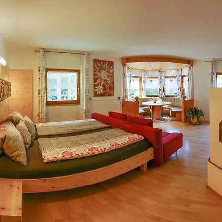 Haus Alpenchalet * 施图拜河谷新施蒂夫特