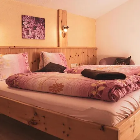 Haus Alpenchalet شقة *