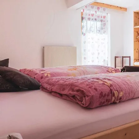 Haus Alpenchalet شقة