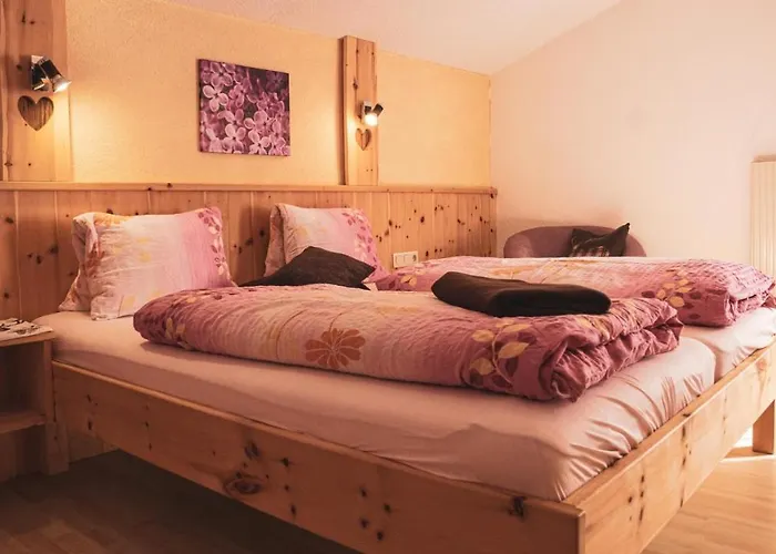 Haus Alpenchalet Appartement *