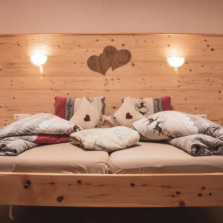 Apartmán Haus Alpenchalet Neustift im Stubaital