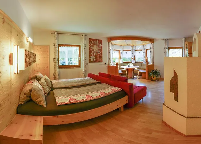 Haus Alpenchalet * نيوستيف ام ستوبيتا